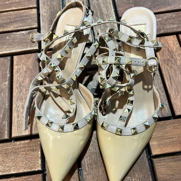 Valentino Rockstud caged pump - Picture 1 of 4